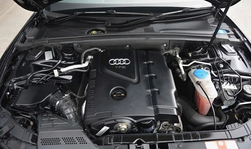 Двигун Audi A5 2.0 TFSI